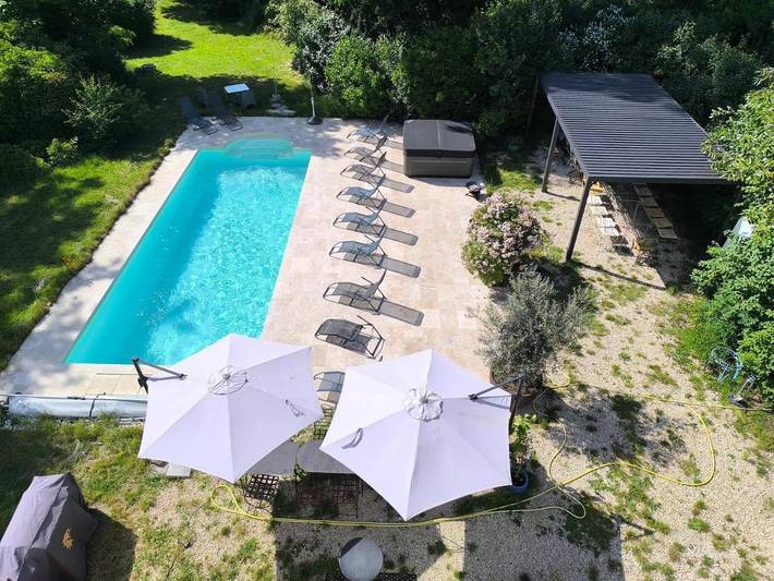 Maison d’hôte pour 4 personnes, avec jardin et jacuzzi ainsi que terrasse et piscine dans Île de France - 4
