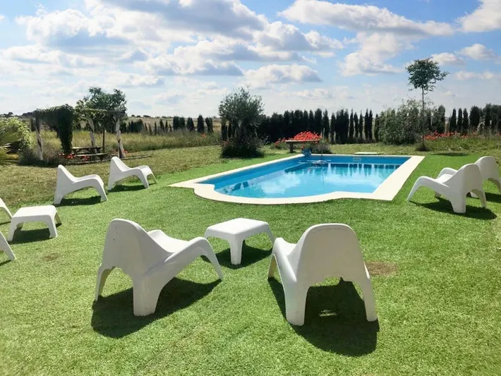 Casa de vacaciones para 6 personas, con piscina además de terraza y jardín - 1