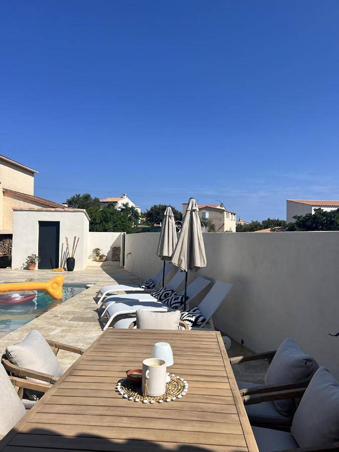 Maison de vacances pour 4 personnes, avec terrasse et piscine