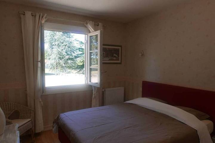 Location de vacances pour 8 personnes, avec jardin à Pomport - 2