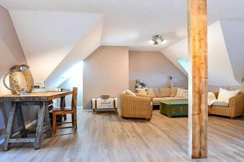 Traumurlaub unter Reet in Brunsbüttel, Nordseeküste