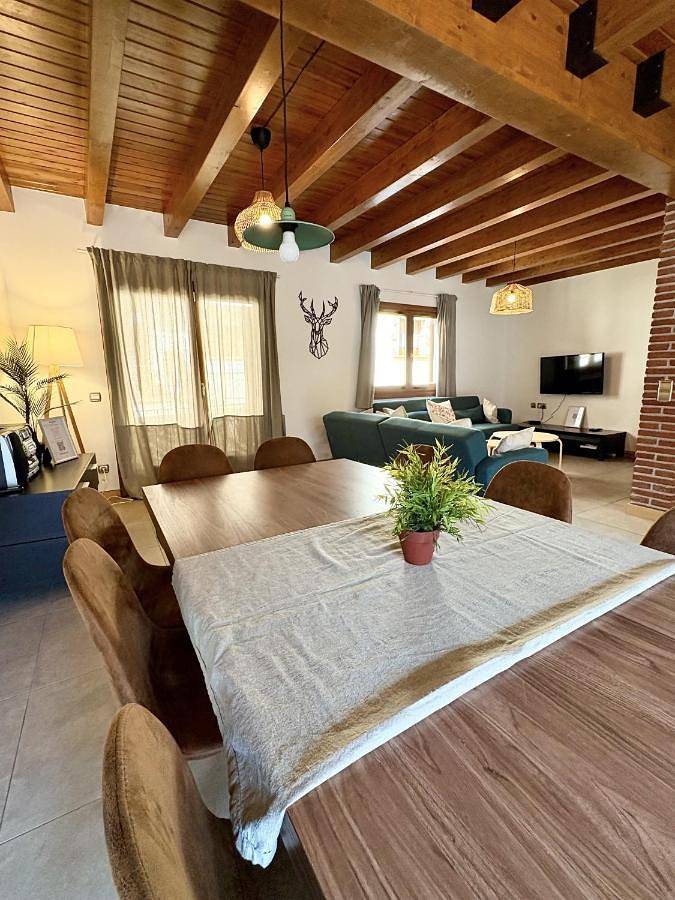Gîte pour 16 personnes, avec terrasse à Puigcerdà - 3