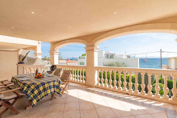 Beach Villa Arran de Mar in Alcanada, Alcúdia