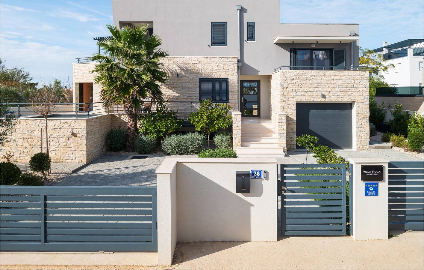 Gemütliche 1-Zimmer-Wohnung mit Meerblick, Pool und in Strandnähe in Privlaka, Zadar