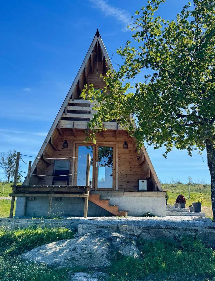 Gîte pour 2 personnes, avec terrasse et vue à Seia