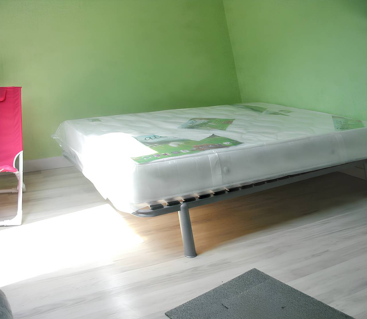 Studio entier, Appartement cosy Salins-les-Bains 18 m² Parking in Salins-les-Bains, Jura