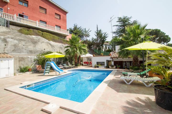 Casa rural para 9 personas, con Terraza y Jardín en Baix Empordà - 4