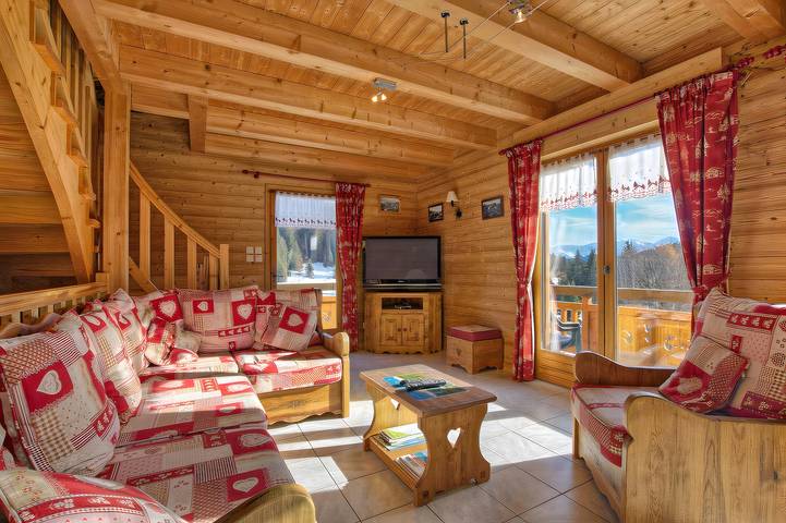 Gîte pour 11 personnes, avec jardin, animaux acceptés à Taninges - 3