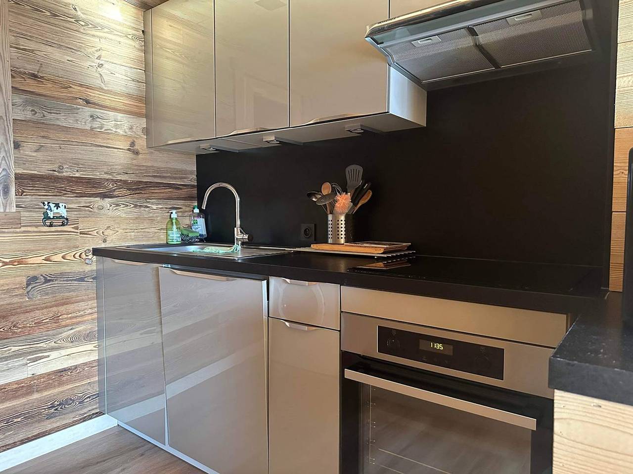 Entire apartment, Charming duplex apartment 3 bedrooms with parking, Bolquère in Bolquère, Parc naturel régional des Pyrénées catalanes