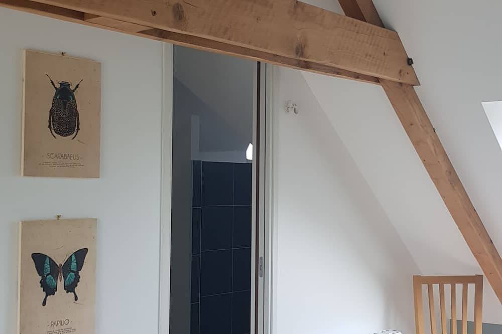 Stone house in the heart of the peninsula for a beautiful seaside holiday in Saint-Jacut-de-la-Mer, Région de Dinan