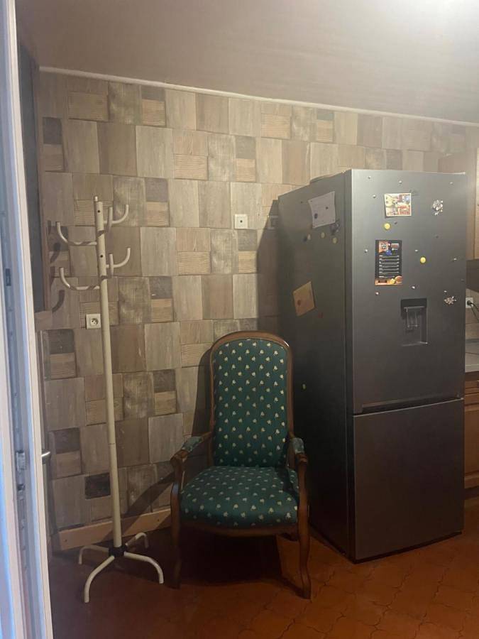 Location de vacances pour 5 personnes, avec terrasse à Saint-Germain-Lembron - 3