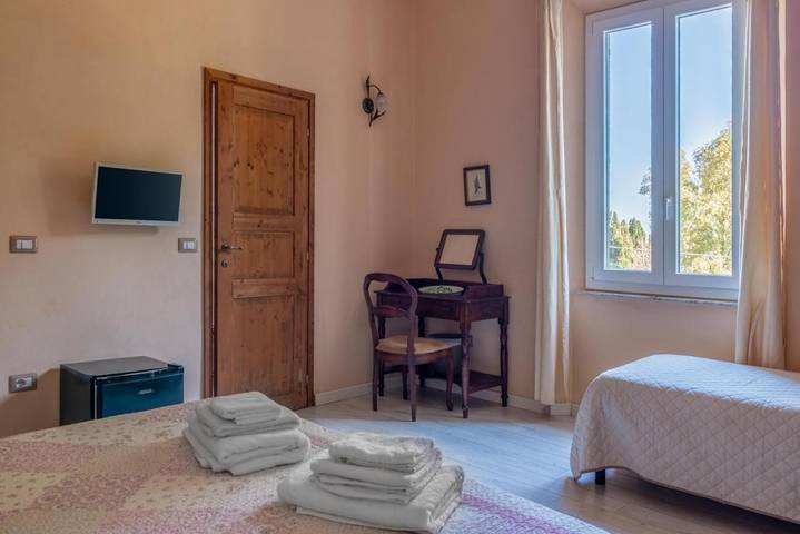 Chambre d’hôte pour 2 personnes, avec terrasse et jardin, animaux acceptés à Portoferraio - 2