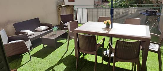 Gîte pour 6 personnes, avec terrasse à Souillac