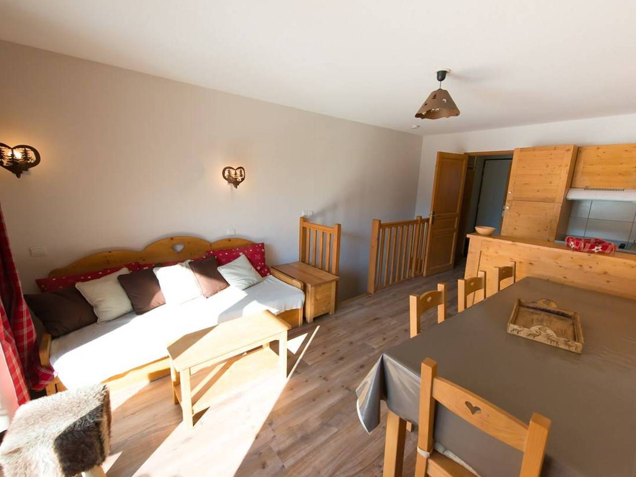 Appartement entier, Appartement Duplex 4 Pièces avec Piscine - 6 Couchages, Proche Pistes - Vars Les Claux in Vars, Région de Briançon