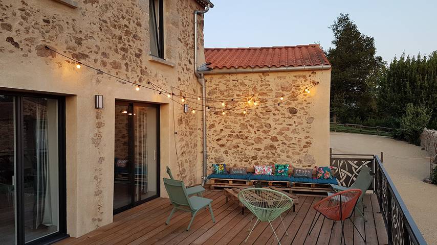 Gîte pour 12 personnes, avec jardin et terrasse en Vendée - 4