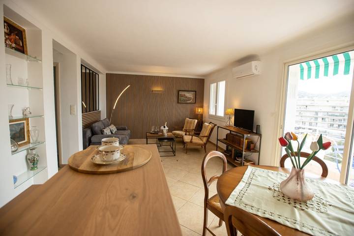Ganze Wohnung, Ferienwohnung für 4 Personen mit Balkon in Cannes, Mittelmeerküste (Frankreich)