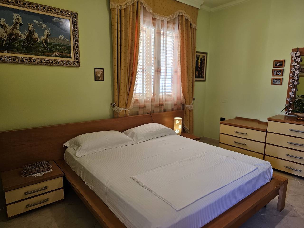 Apartamento entero, Apartamento junto a Old Beach con vistas al mar in Vlorë (Ciudad), Vlorë