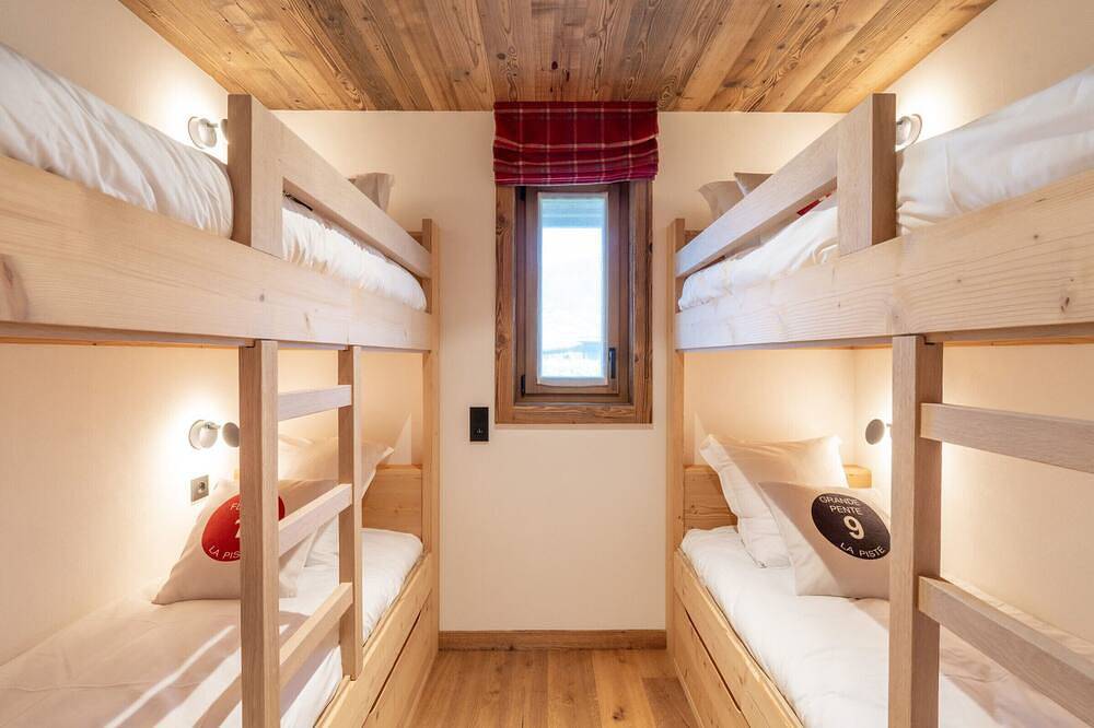 Luxueux chalet avec spa et sauna au cœur de Courchevel in Courchevel 1300 (Le Praz), Saint-Bon-Tarentaise