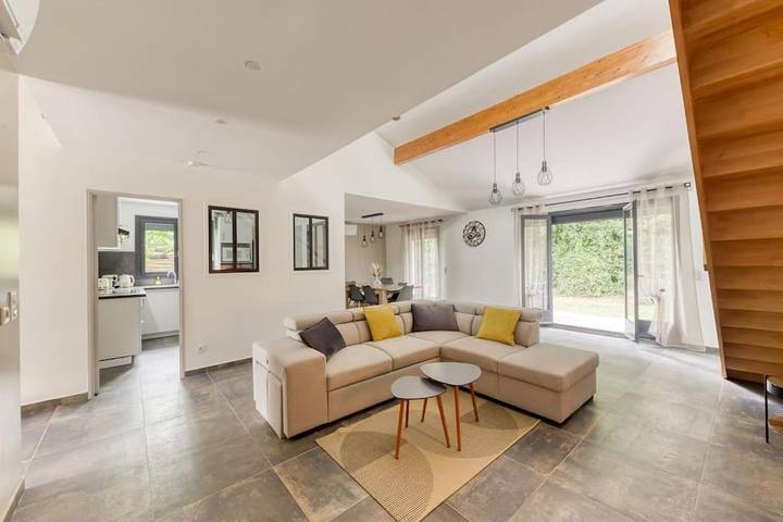 Location de vacances pour 8 personnes, avec vue et jardin dans Parc des Expositions de Villepinte - 4