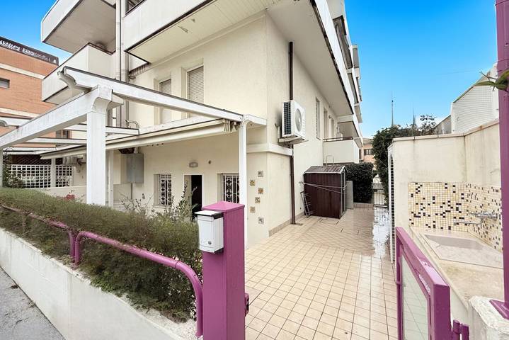 Appartamento per 4 persone, con Balcone/Terrazza e Giardino a Senigallia
