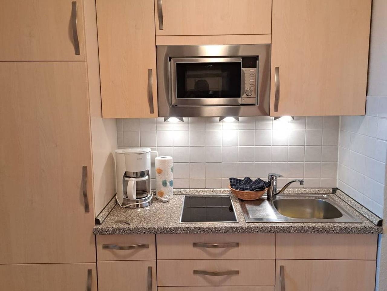 Ganze Ferienwohnung, Haus Metropol    App.103 - 1 Zimmer Appartement mit Meerblick im Haus Metropol in der Andreas-Dirks-Str. 8 in Westerland, Sylt (Gemeinde)