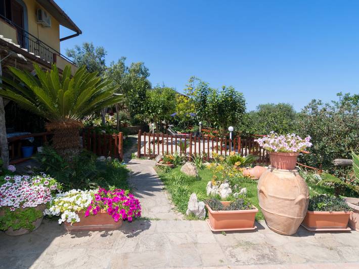 Appartement de vacances pour 4 personnes, avec terrasse ainsi que jardin et vue - 1