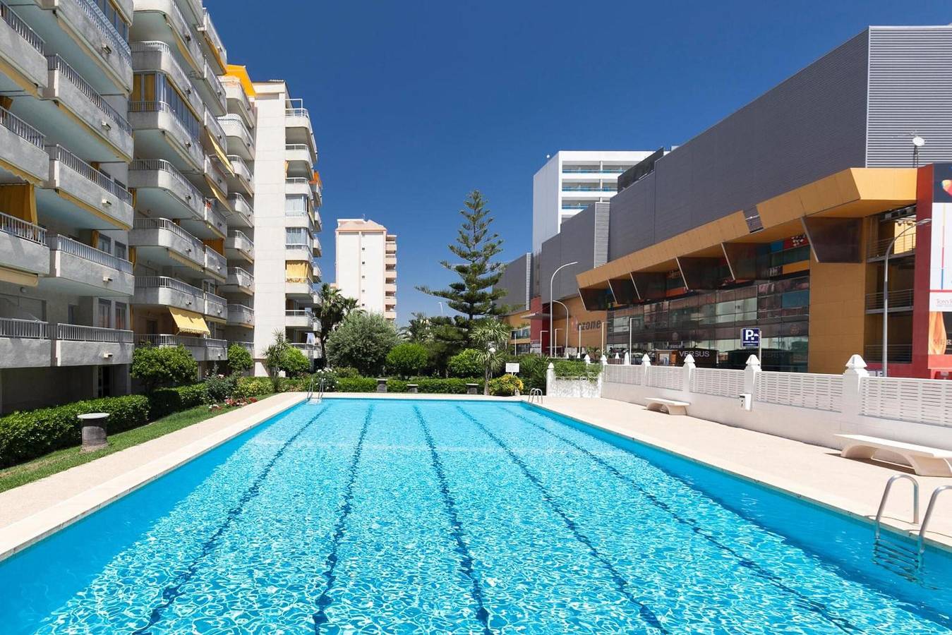 Apartamento entero, Apartamento 'Terrazas Playa Gandia' con vistas al mar, Wi-Fi y aire acondicionado in Playa de Gandía, Costa de Valencia