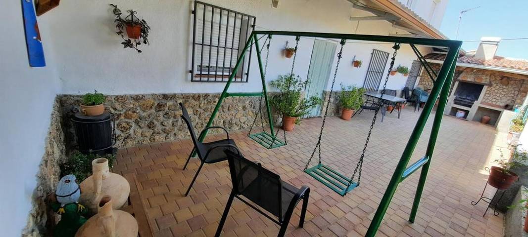 Casa rural para 6 personas, con Terraza además de Jardín y Vistas en Santiago-Pontones - 2