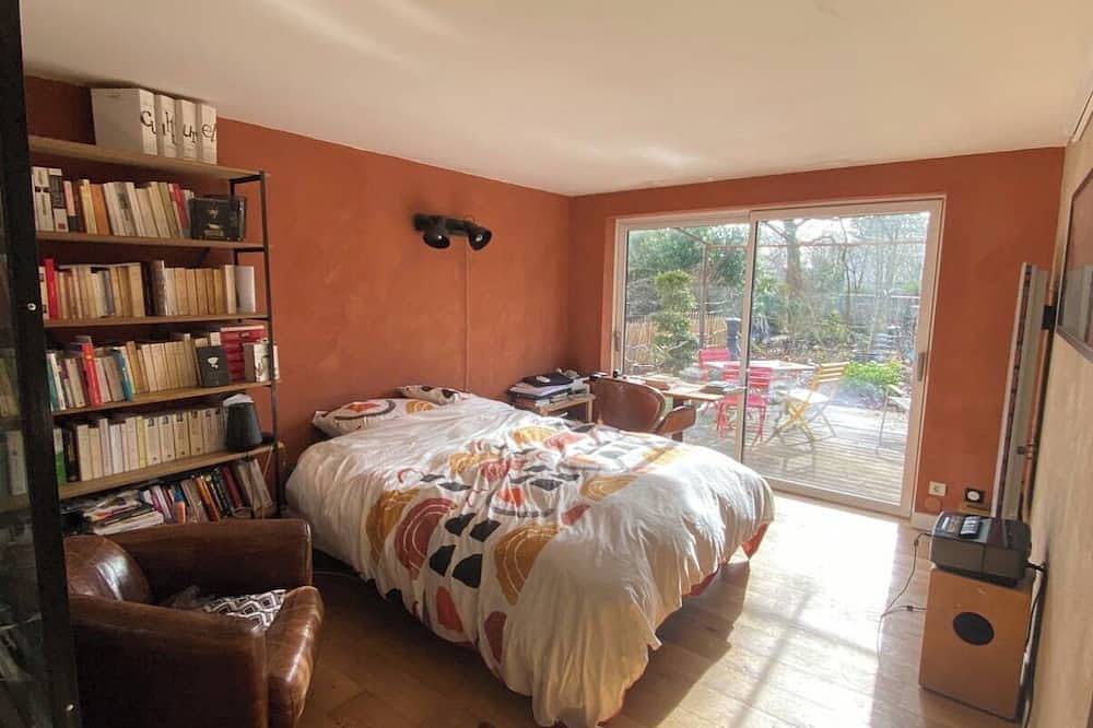 Maison d'architecte, paisible, dans la forêt de Fontainebleau et ses blocs in Samois-sur-Seine, Seine-et-Marne