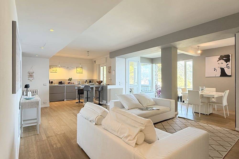 Villa Zoagli con accesso mare privato:il tuo angolo di paradiso a picco sul mare in Zoagli, Riviera di Levante