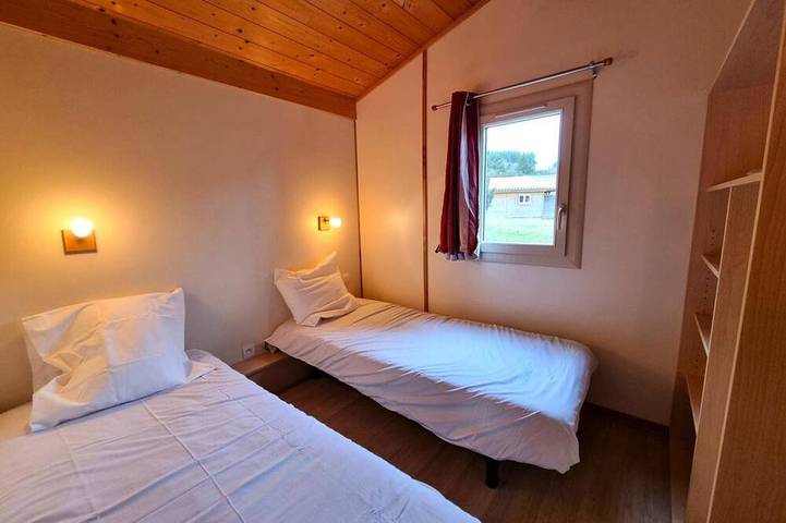 Gîte pour 4 personnes, avec jardin à Usson-en-Forez - 4