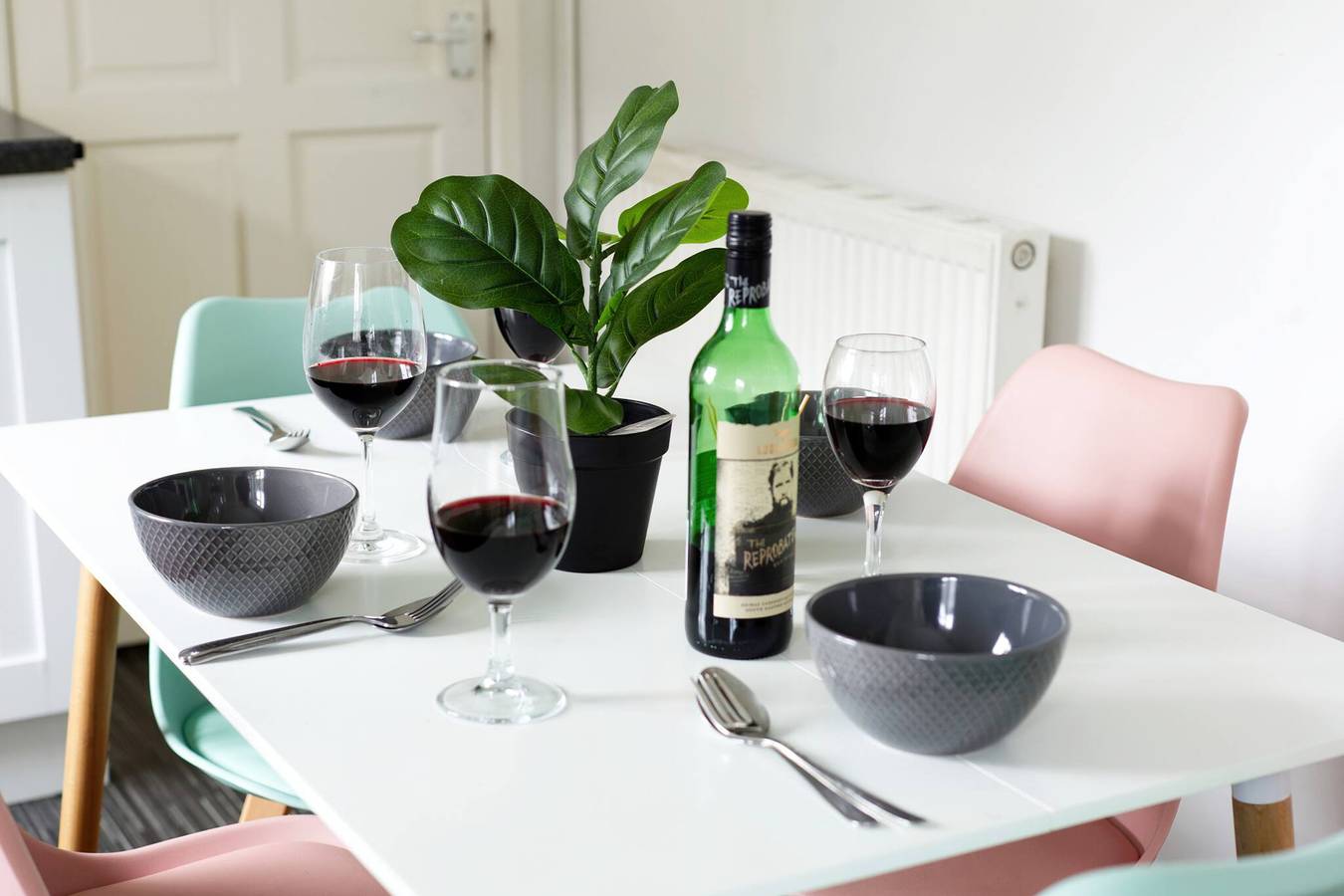 3 habitaciones individuales con cocina completa, wifi rápido, estacionamiento gratuito in Wolverhampton, Birmingham y alrededores