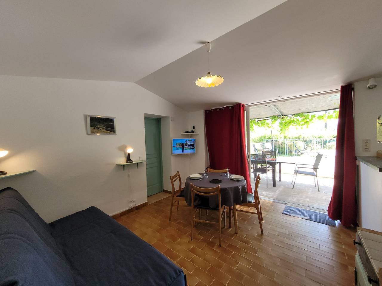 Gîte „Mami Zi“ mit Bergblick, Wlan und Klimaanlage in Apt, Regionaler Naturpark Luberon