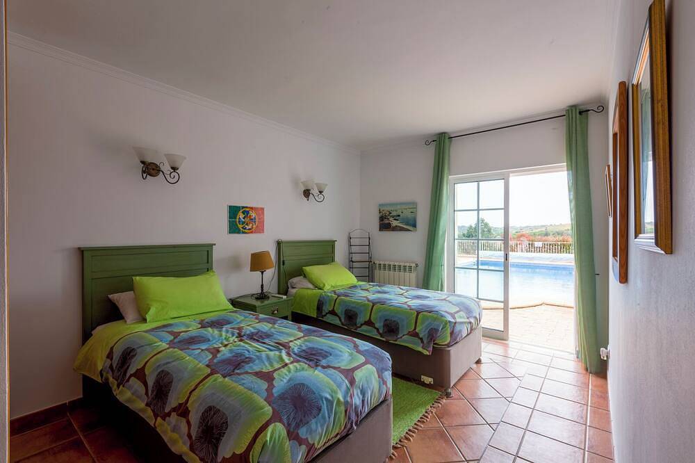 Grosse, abgelegene Luxus-Villa mit Solar-Pool & Spielraum in Castro Marim, Faro Distrikt