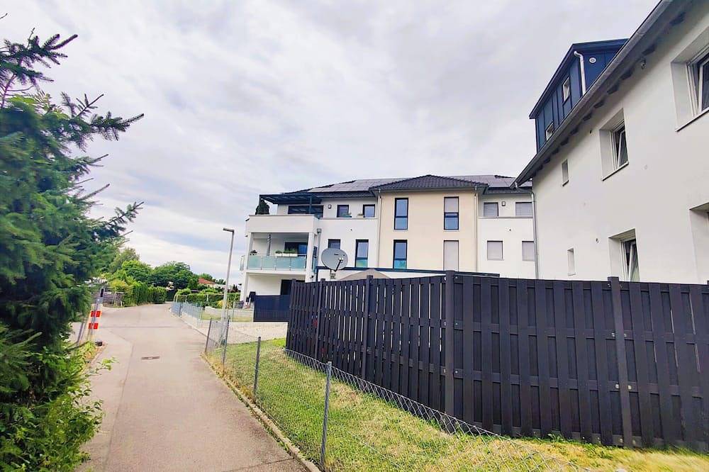 Ganze Wohnung, Gemütliche Zimmer in netter Wg in Laupheim, nahe dem Zentrum in Laupheim, Landkreis Biberach