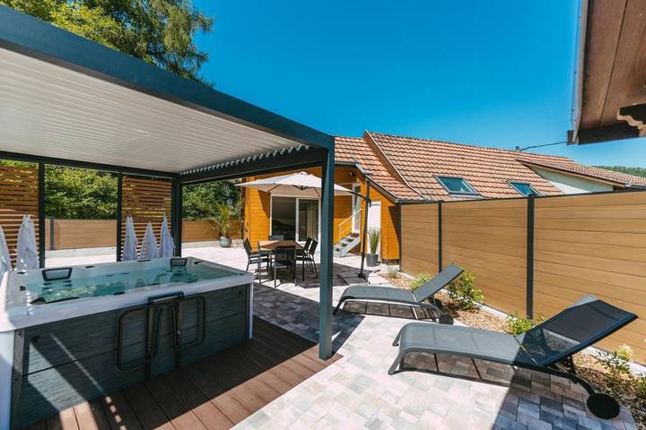 Location de vacances pour 5 personnes, avec Jacuzzi ainsi que Terrasse et Vue à Rimbachzell