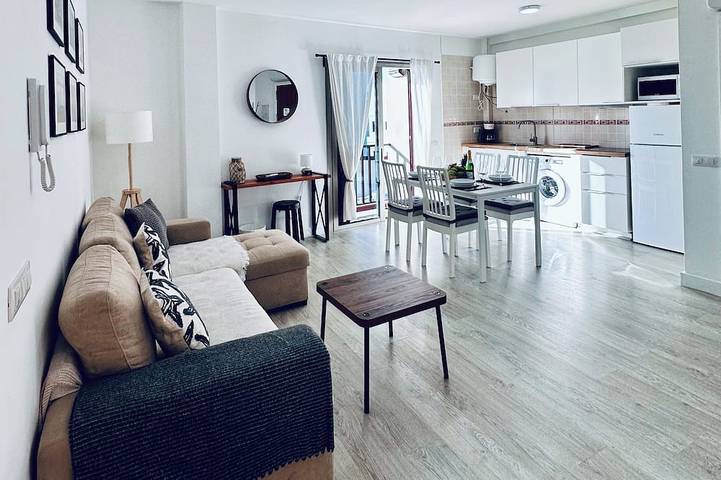 Apartamento de vacaciones para 4 personas, con balcón - 1