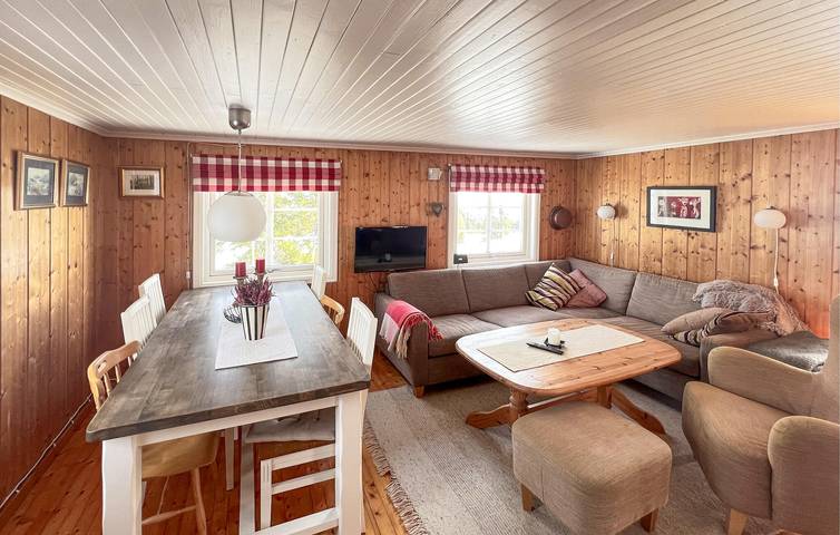 Feriehus for 6 personer med terrasse in Hamar kommune