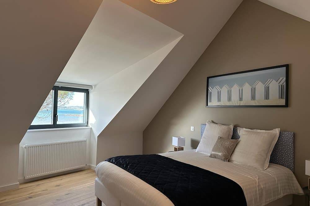 Villa Les Dunes : vue incroyable, accès direct à la mer et jacuzzi à débordement in Carantec, Ceinture Dorée