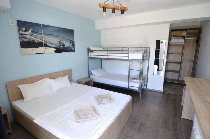 Maison d’hôte pour 4 personnes, avec jardin et vue dans Constanța