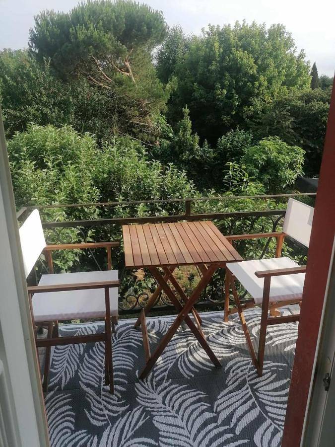 Gîte pour 2 personnes, avec vue et jardin à Odos - 4