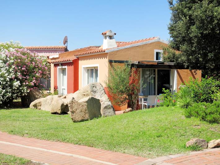 Ferienhaus für 6 Personen, mit Terrasse und Garten sowie Kinderpool in Loiri Porto San Paolo