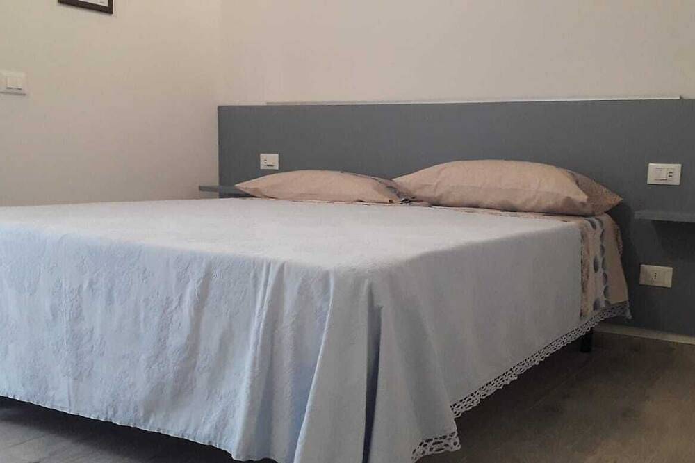 Ganze Wohnung, Zimmer „Pisogne“. in Marone, Gemeinde Marone