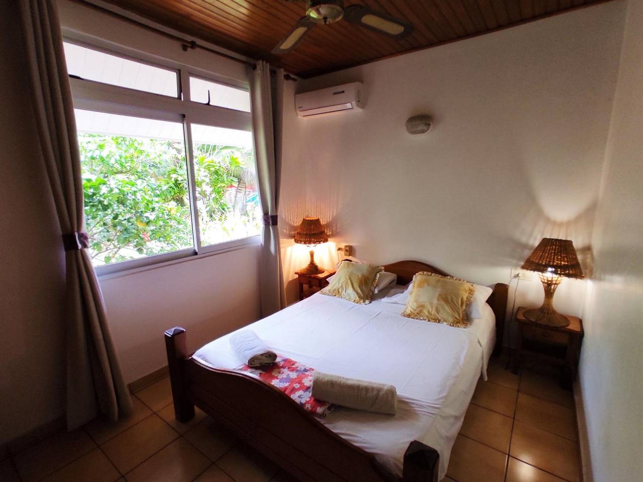 Ganzes Studio, Tahiti - Studio Tiamao Nato in Papara, Tahiti