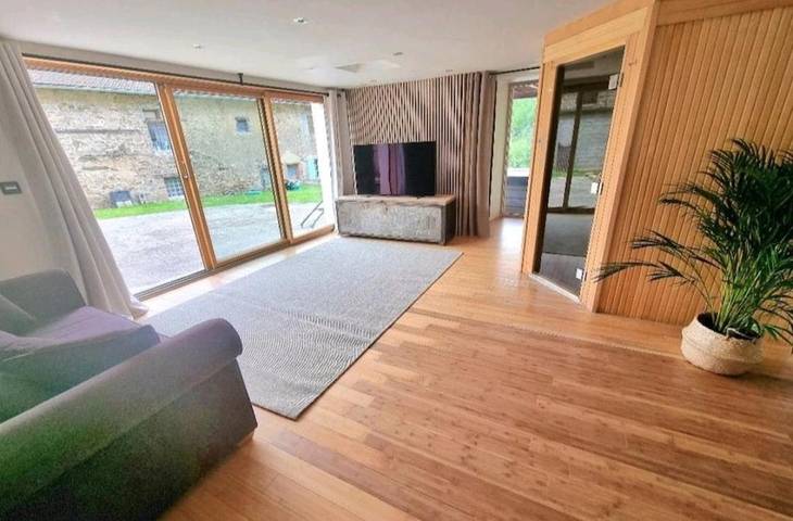 Gîte pour 4 personnes, avec terrasse et piscine ainsi que sauna et vue, animaux acceptés à Yzeron - 3