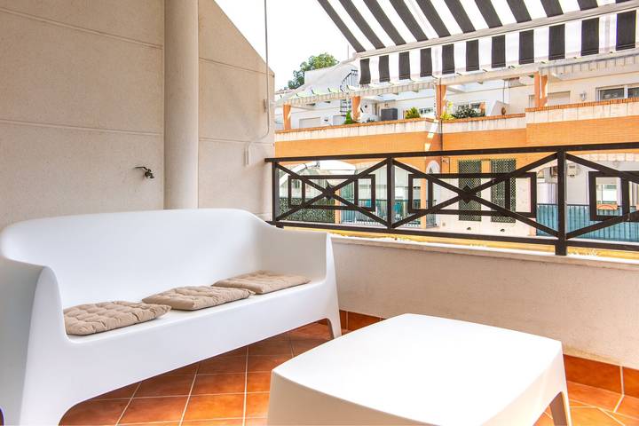 Apartamento entero, Apartamento 'Calpe Bay' con piscina compartida, Wi-Fi y aire acondicionado in Calpe Casco Antiguo, Calpe