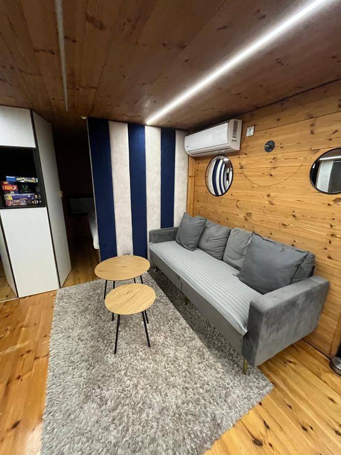 Boot für 4 Personen, mit Garten und Sauna sowie Seeblick und Ausblick in Berlin - 3