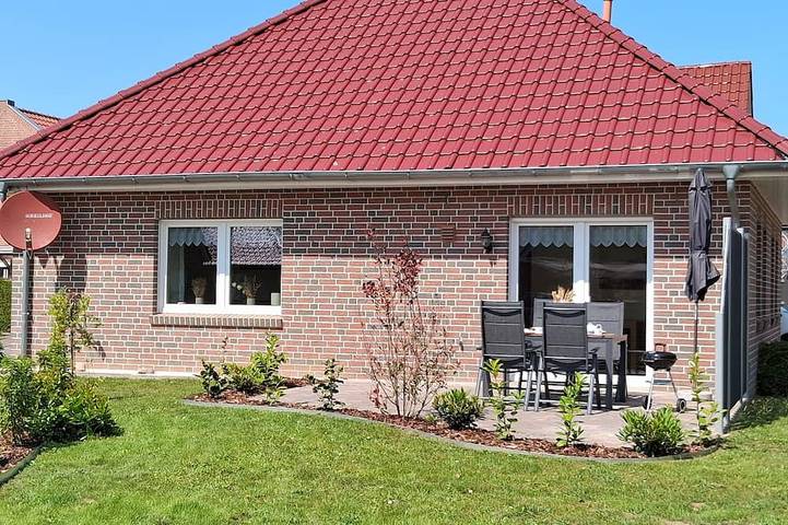 Ferienhaus für 4 Personen, mit Garten und Terrasse in Weener