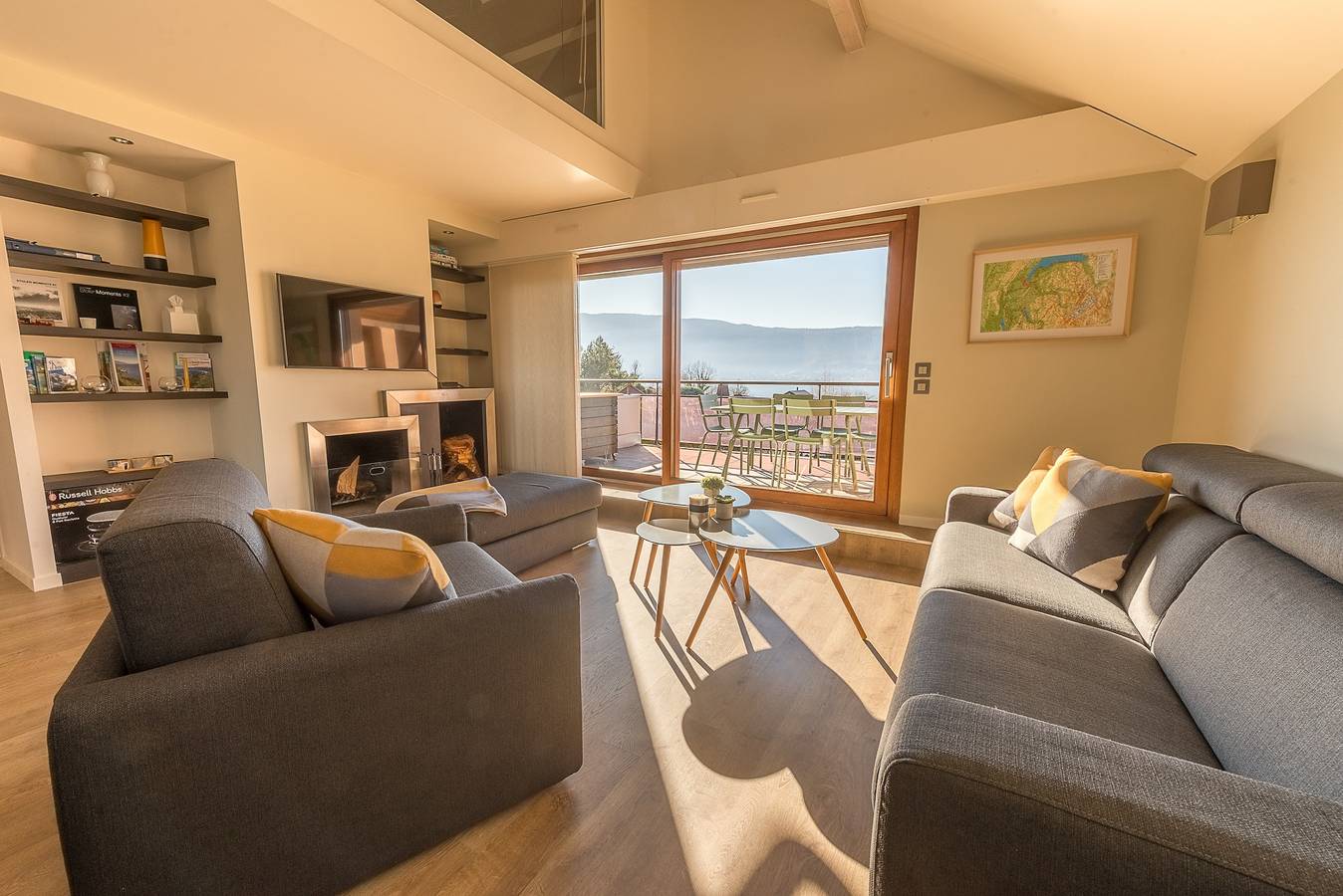 Apartamento entero, Le Duplex Plage - 2 ch, terrasse vue lac in Veyrier-du-Lac, Región de Annecy