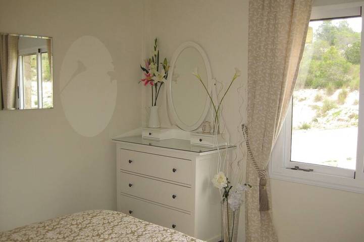 Water Slide, Beer Tap, Games Room, Play Park, 2 Kitchens – Space & Fun! in Busot, Costa Blanca